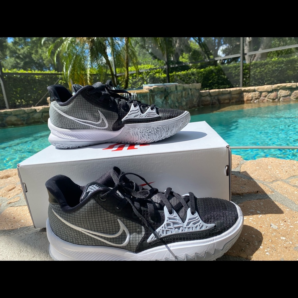 Kyrie Low 4 Tb 11.5 Mens